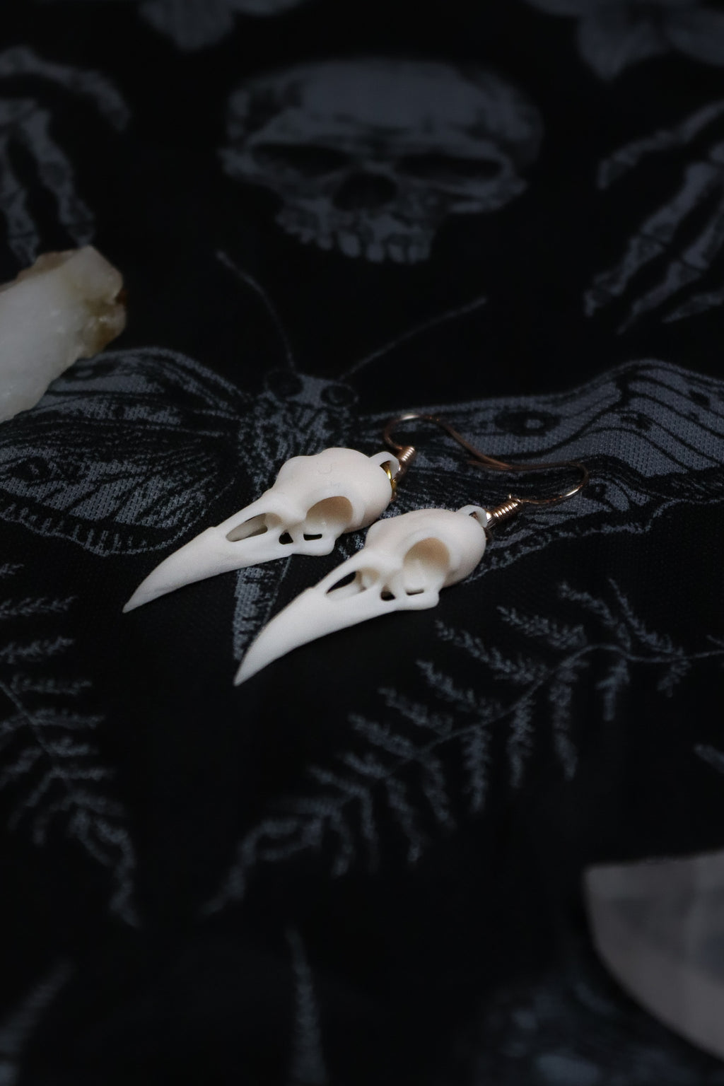 Midnight Raven Skull Drop Earings